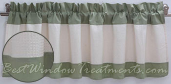 Busy Farmer Valance